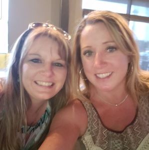 Meet your Posher, Joni